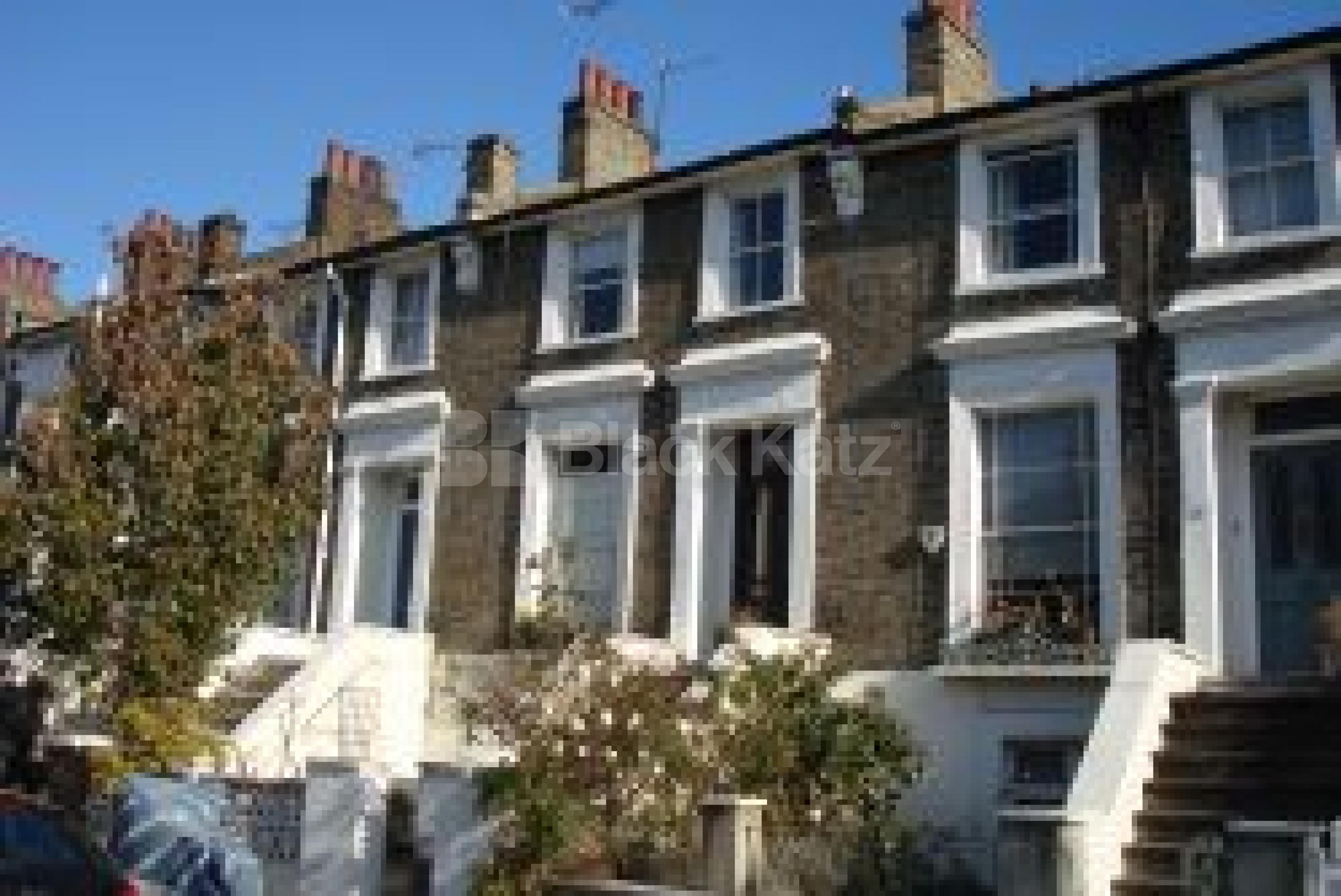 			2 Bedroom, 1 bath, 1 reception Flat			 Marquis Road, CAMDEN NW1